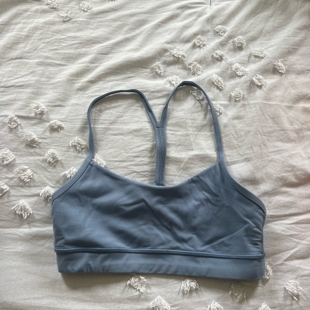 size 4 lulu sports bra